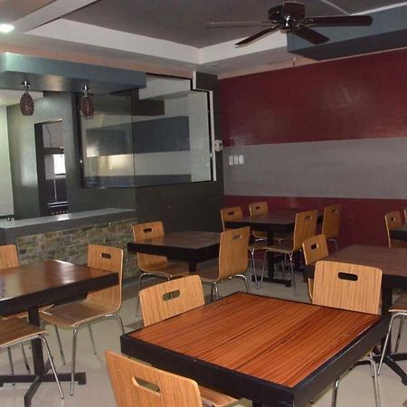 Upper Digos Jared Suites מראה חיצוני תמונה