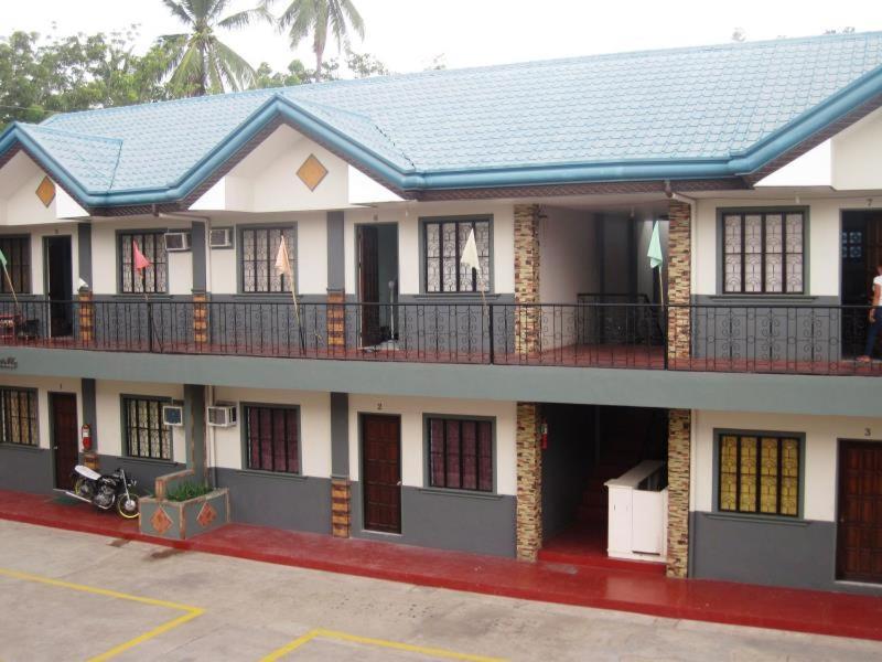 Upper Digos Jared Suites מראה חיצוני תמונה