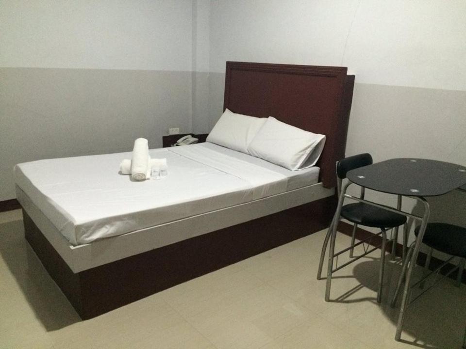 Upper Digos Jared Suites מראה חיצוני תמונה