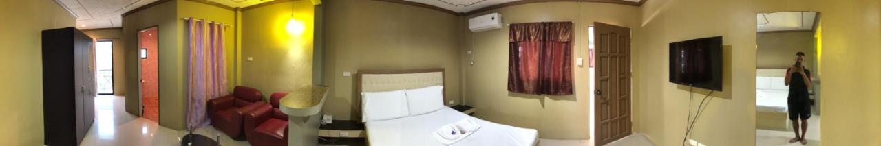 Upper Digos Jared Suites מראה חיצוני תמונה